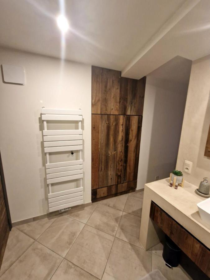 Le Twenty Bed and Breakfast Marche-en-Famenne Εξωτερικό φωτογραφία